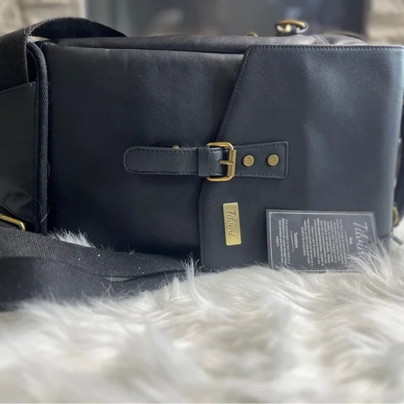 Tilvini Black Genuine Leather Insulated Wine Bag & Tumbler Set NWT - Picture 2 of 11